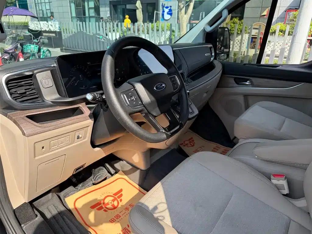 Tourneo 2023 2.0T Automatic Luxury Edition — миниатюра 7