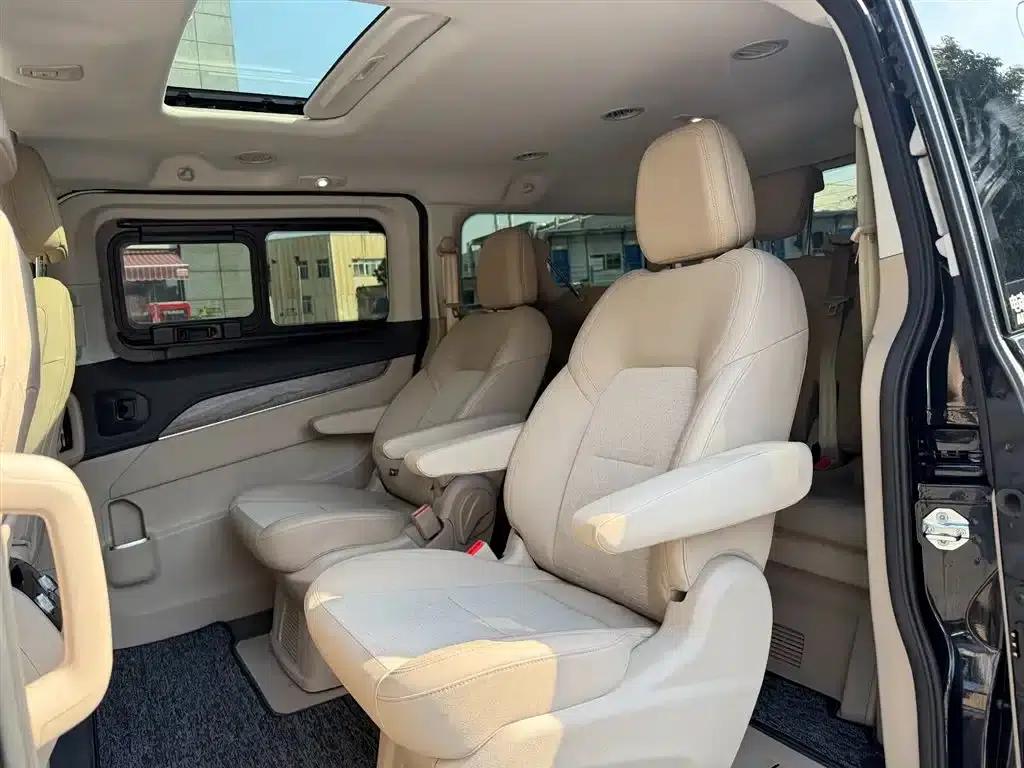 Tourneo 2023 2.0T Automatic Luxury Edition — миниатюра 10
