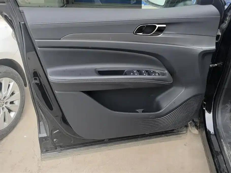2023 EcoBoost 170 Elite — миниатюра 7