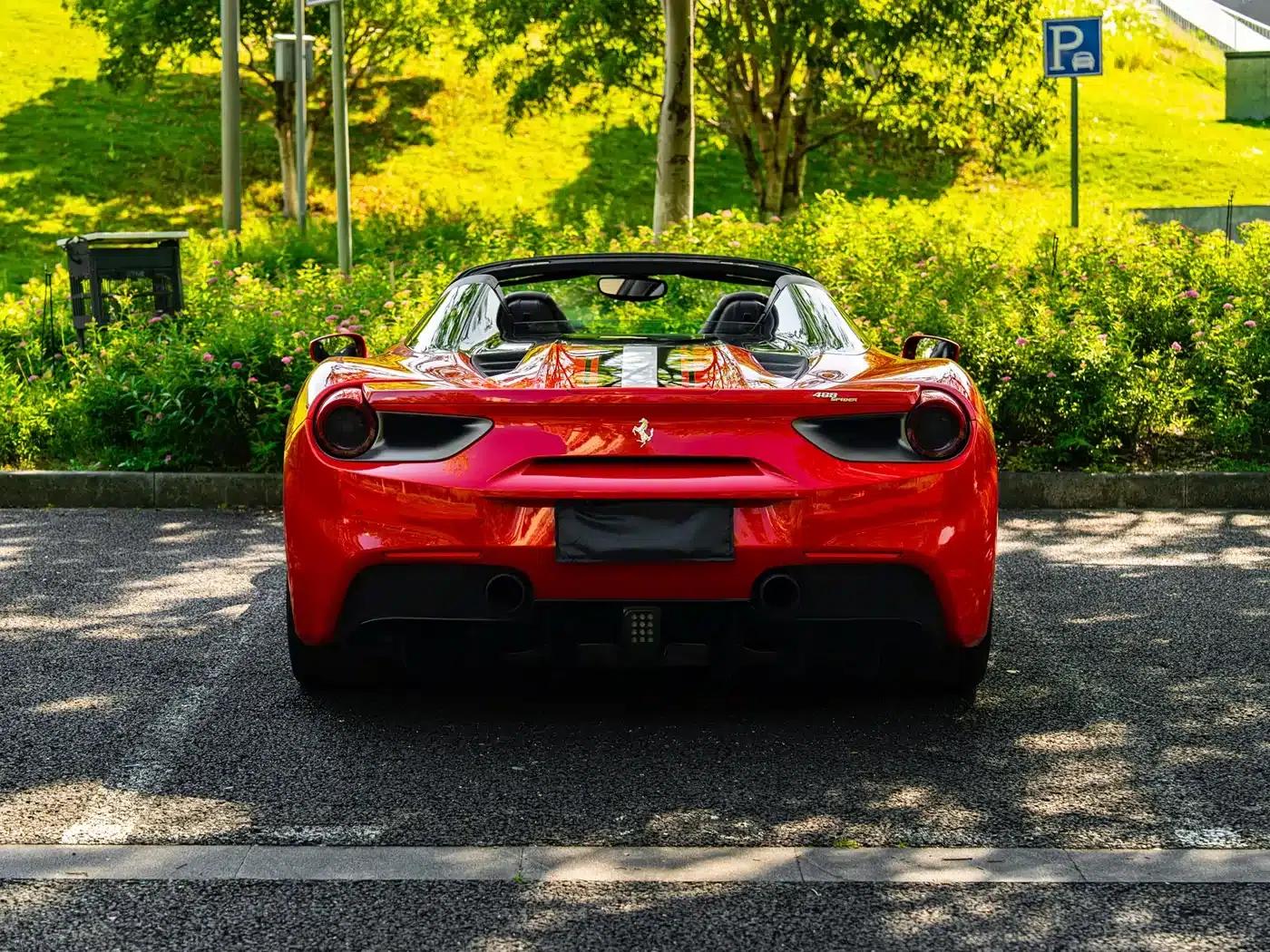 2015 Ferrari 488 GTB — миниатюра 12