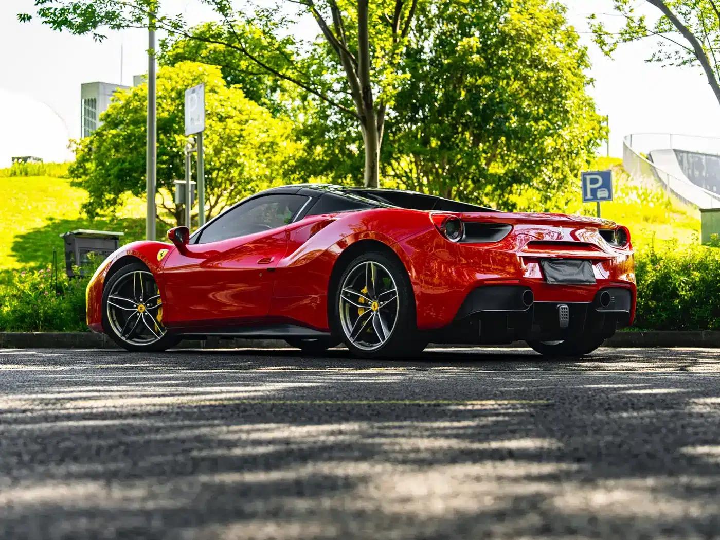 2015 Ferrari 488 GTB — миниатюра 17