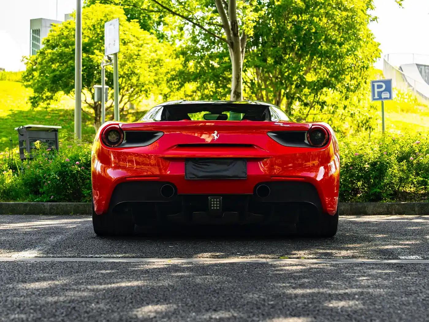 2015 Ferrari 488 GTB — миниатюра 18