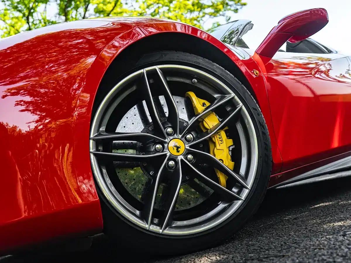 2015 Ferrari 488 GTB — миниатюра 4