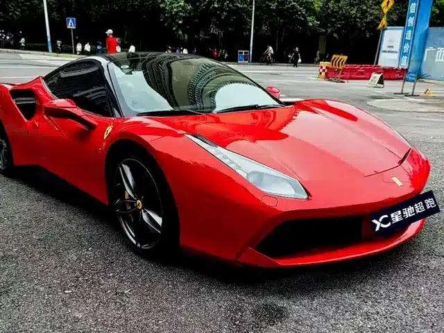2015 Ferrari 488 GTB