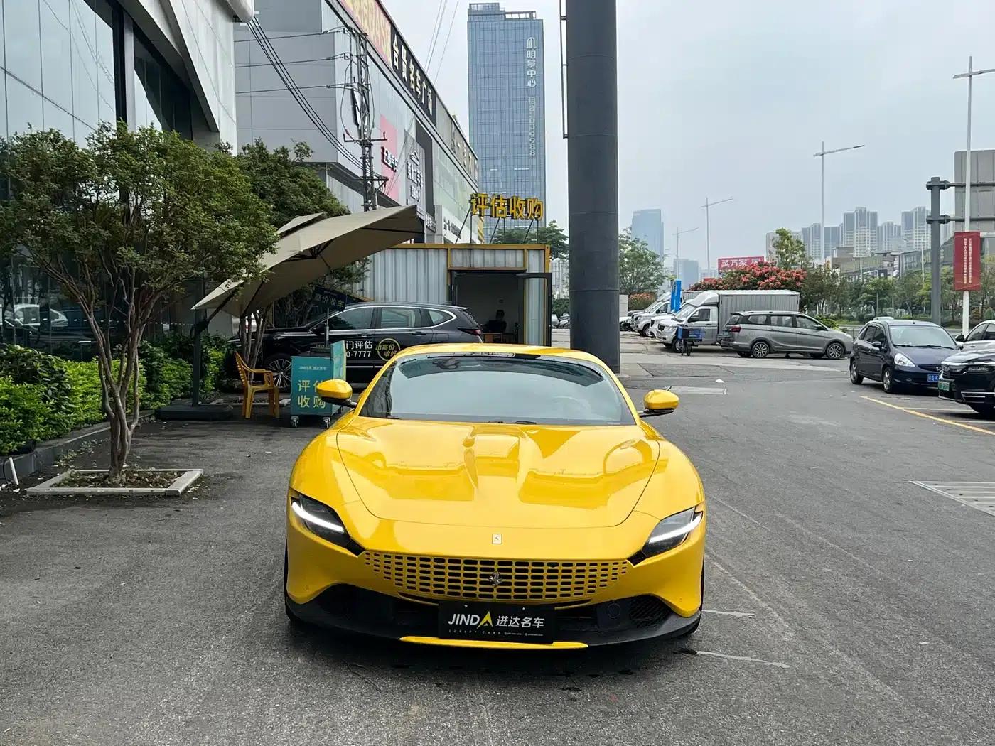 Roma 2020 3.9T V8 — миниатюра 2