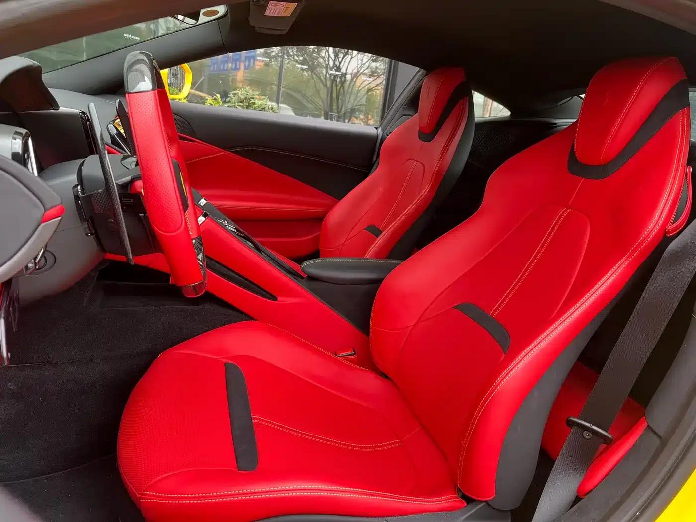 Roma 2020 3.9T V8 — миниатюра 12