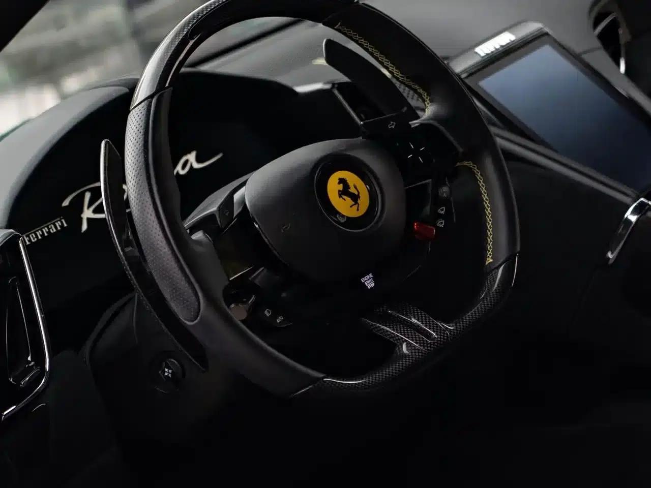 Roma 2020 3.9T V8 — миниатюра 5