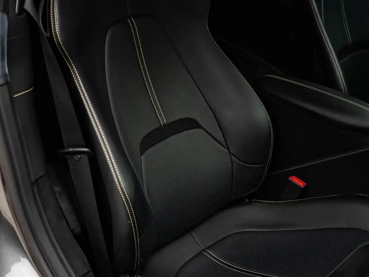 Roma 2020 3.9T V8 — миниатюра 7