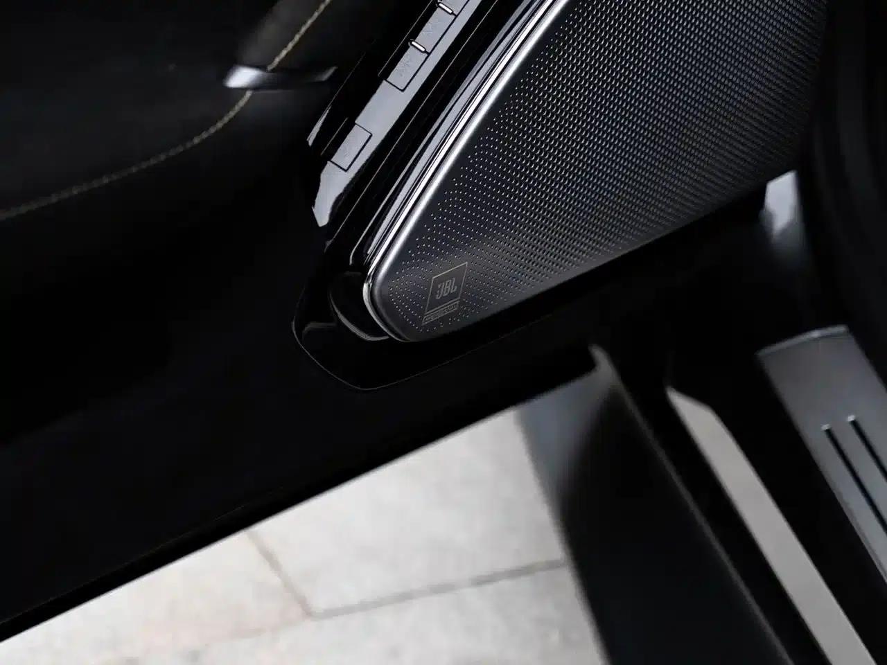 Roma 2020 3.9T V8 — миниатюра 9