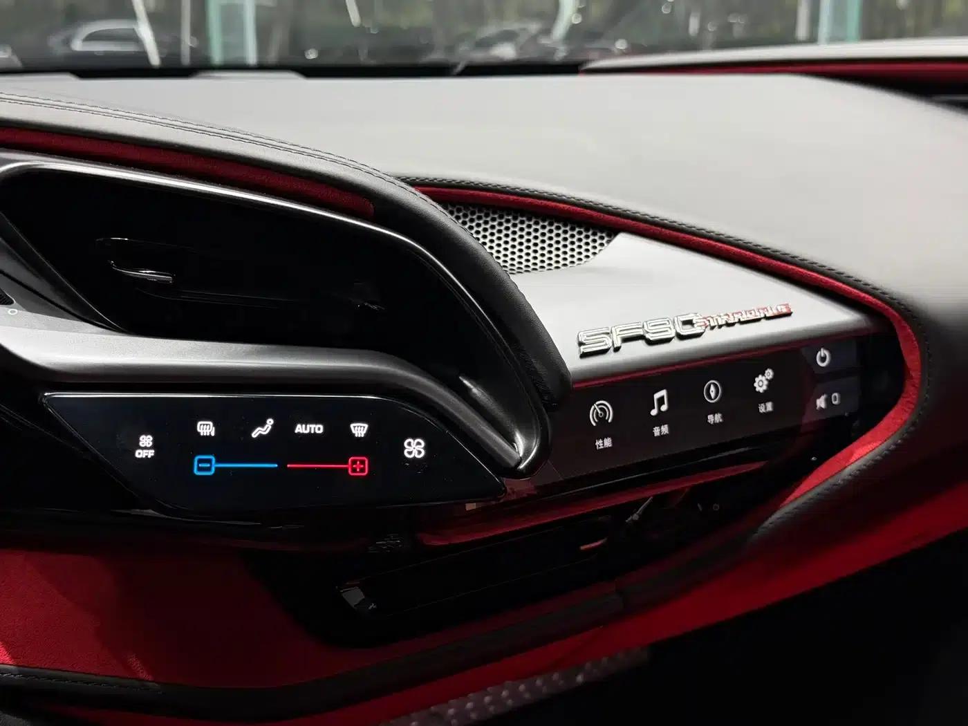 SF90 2020 3.9T V8 Stradale — миниатюра 11