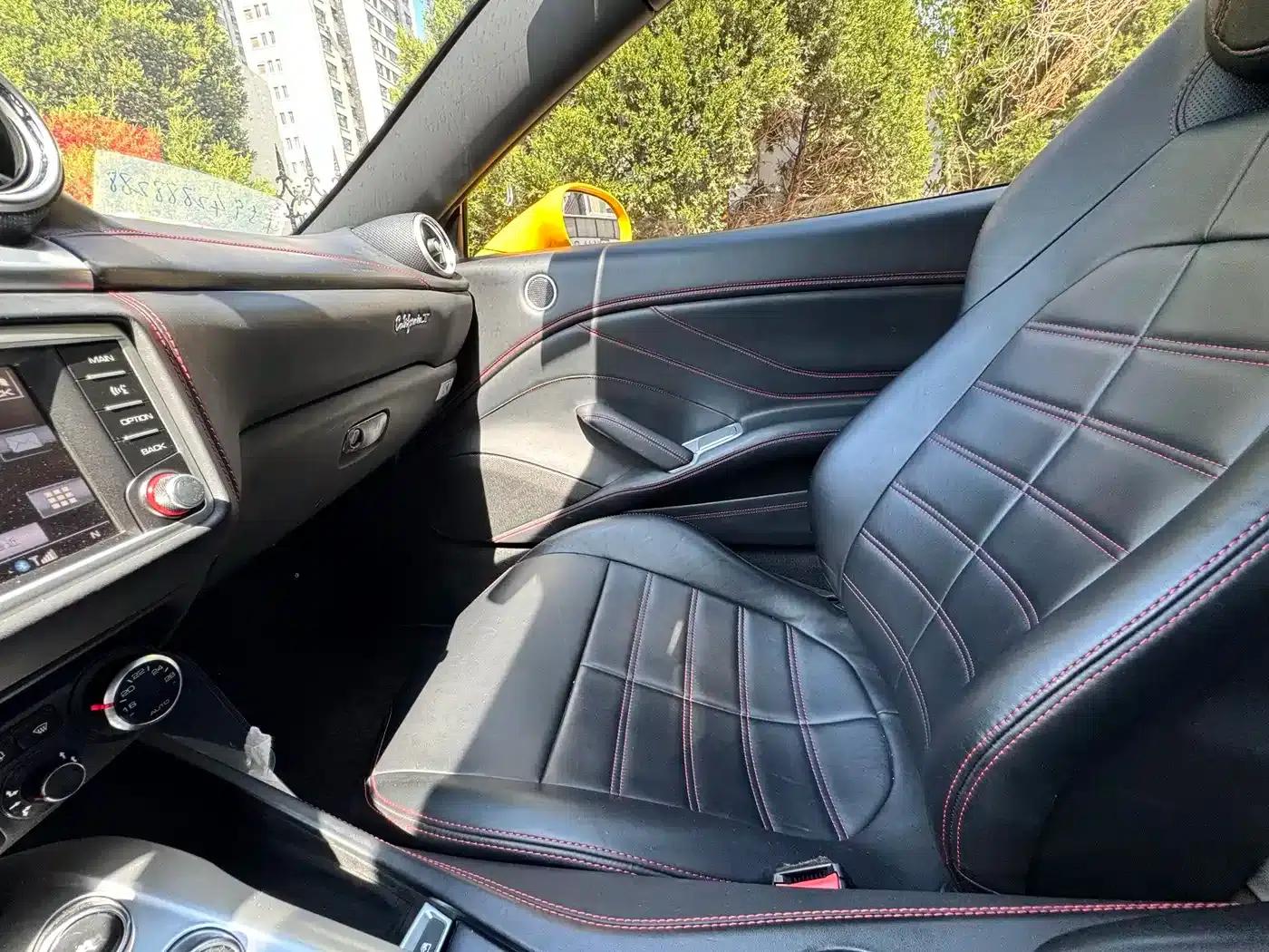 California T 2015 3.9T Standard Model — миниатюра 6