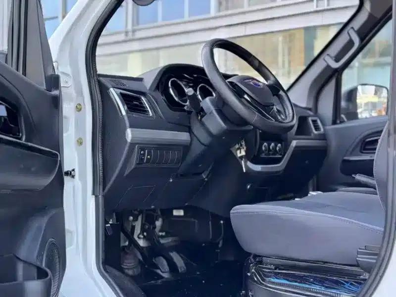 EV6 2023 Fast and Slow Charging Version — миниатюра 4
