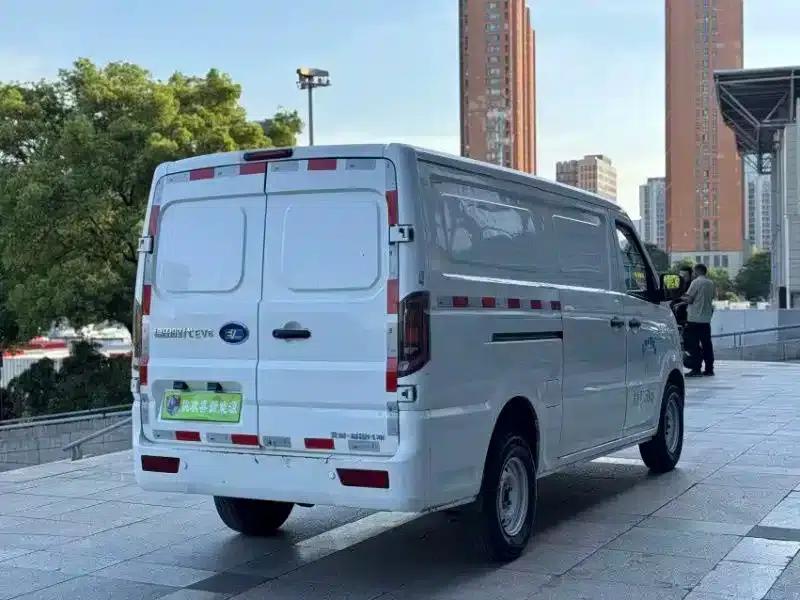 EV6 2023 Fast and Slow Charging Version — миниатюра 9