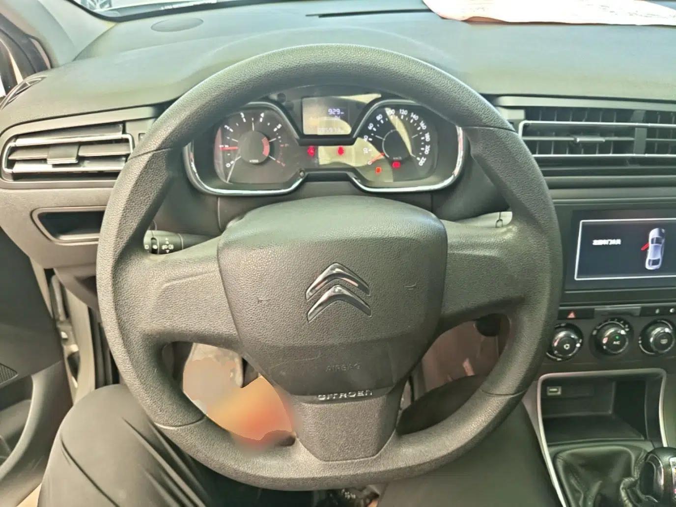 Citroen C4 Sega 2016 1.6L Manual Comfort Model — миниатюра 13
