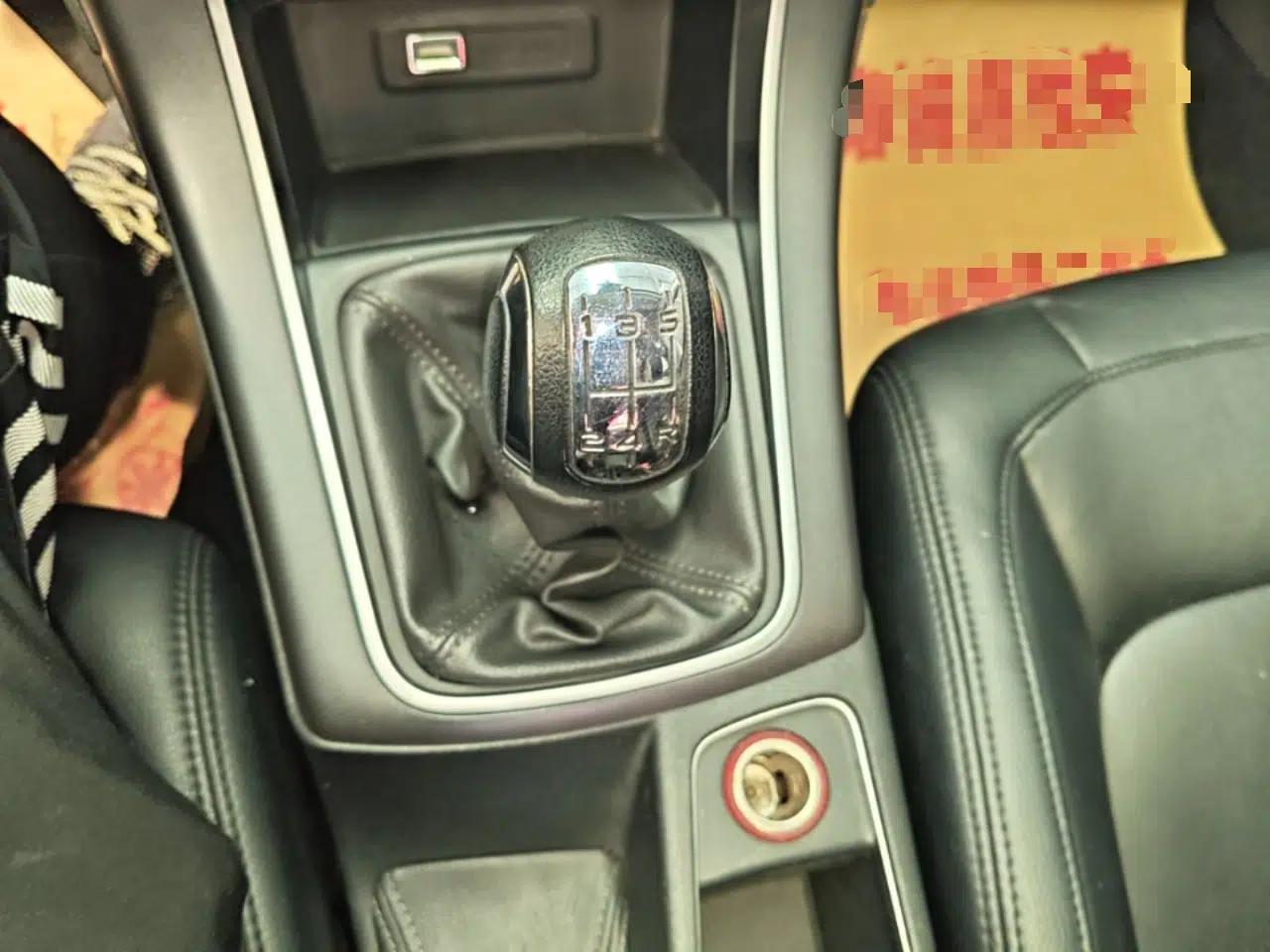 Citroen C4 Sega 2016 1.6L Manual Comfort Model — миниатюра 16