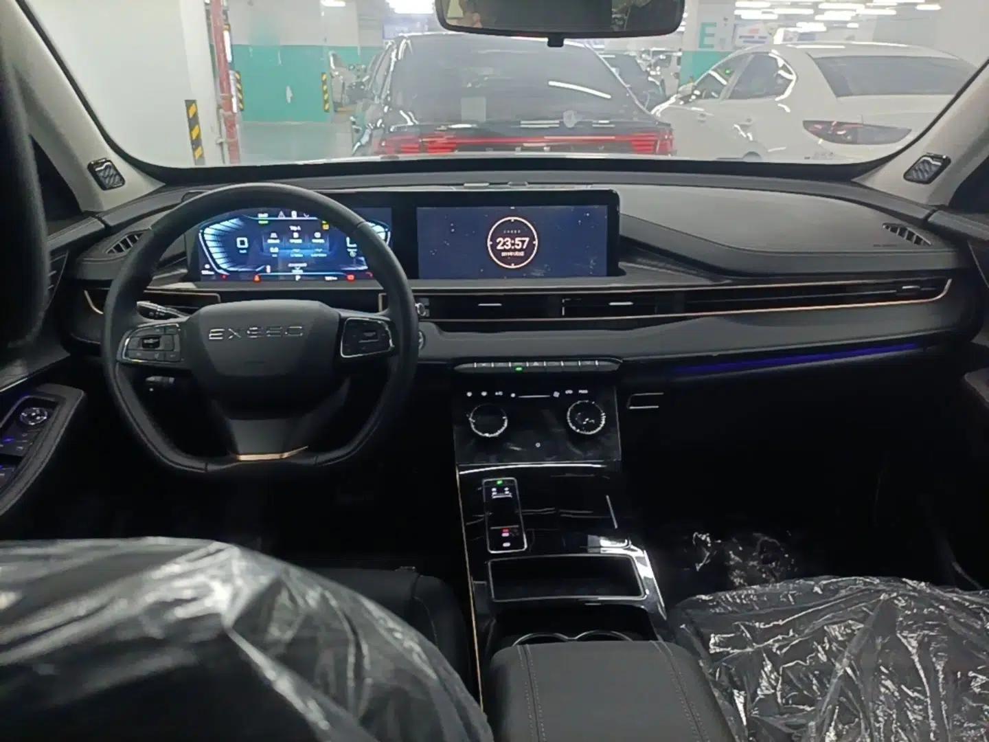 EXEED Zhuifeng C-DM 2022 1.5 TCI-DHT 105 km "Chengfeng Qi" Edition — миниатюра 12