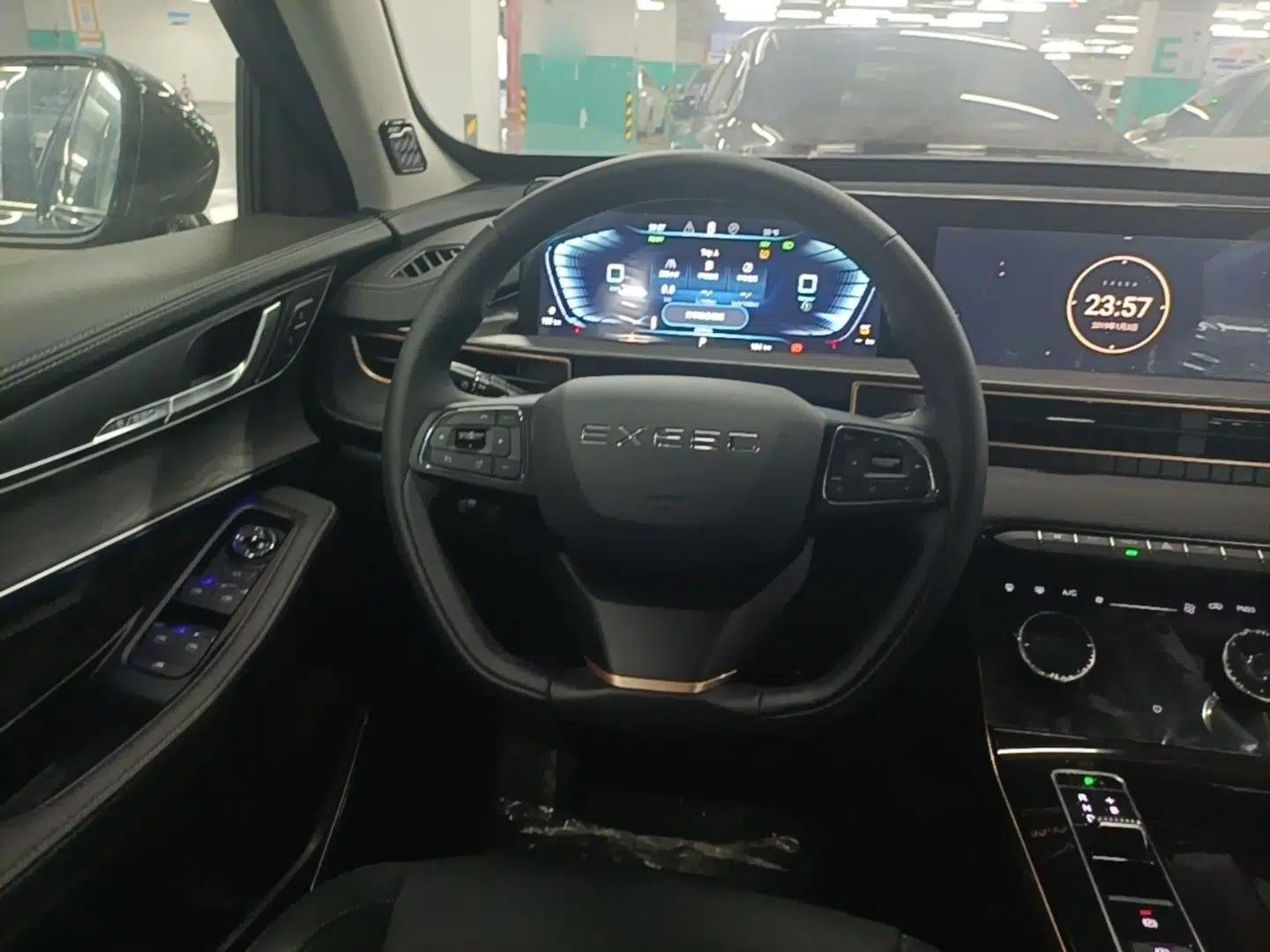 EXEED Zhuifeng C-DM 2022 1.5 TCI-DHT 105 km "Chengfeng Qi" Edition — миниатюра 13
