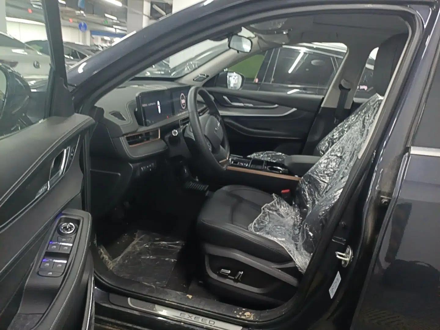 EXEED Zhuifeng C-DM 2022 1.5 TCI-DHT 105 km "Chengfeng Qi" Edition — миниатюра 17