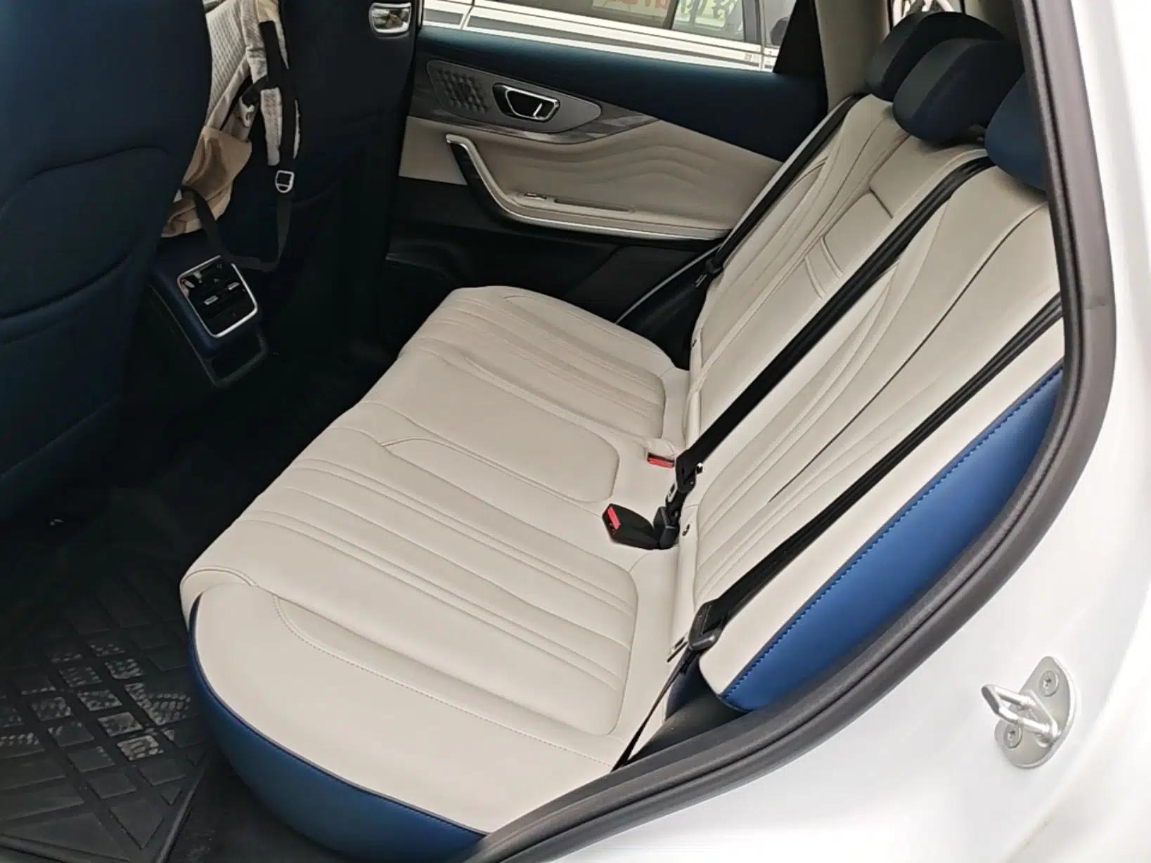 EXEED Zhuifeng C-DM 2023 1.5 TCI-DHT 80KM Yu Feng Xing Edition — миниатюра 20