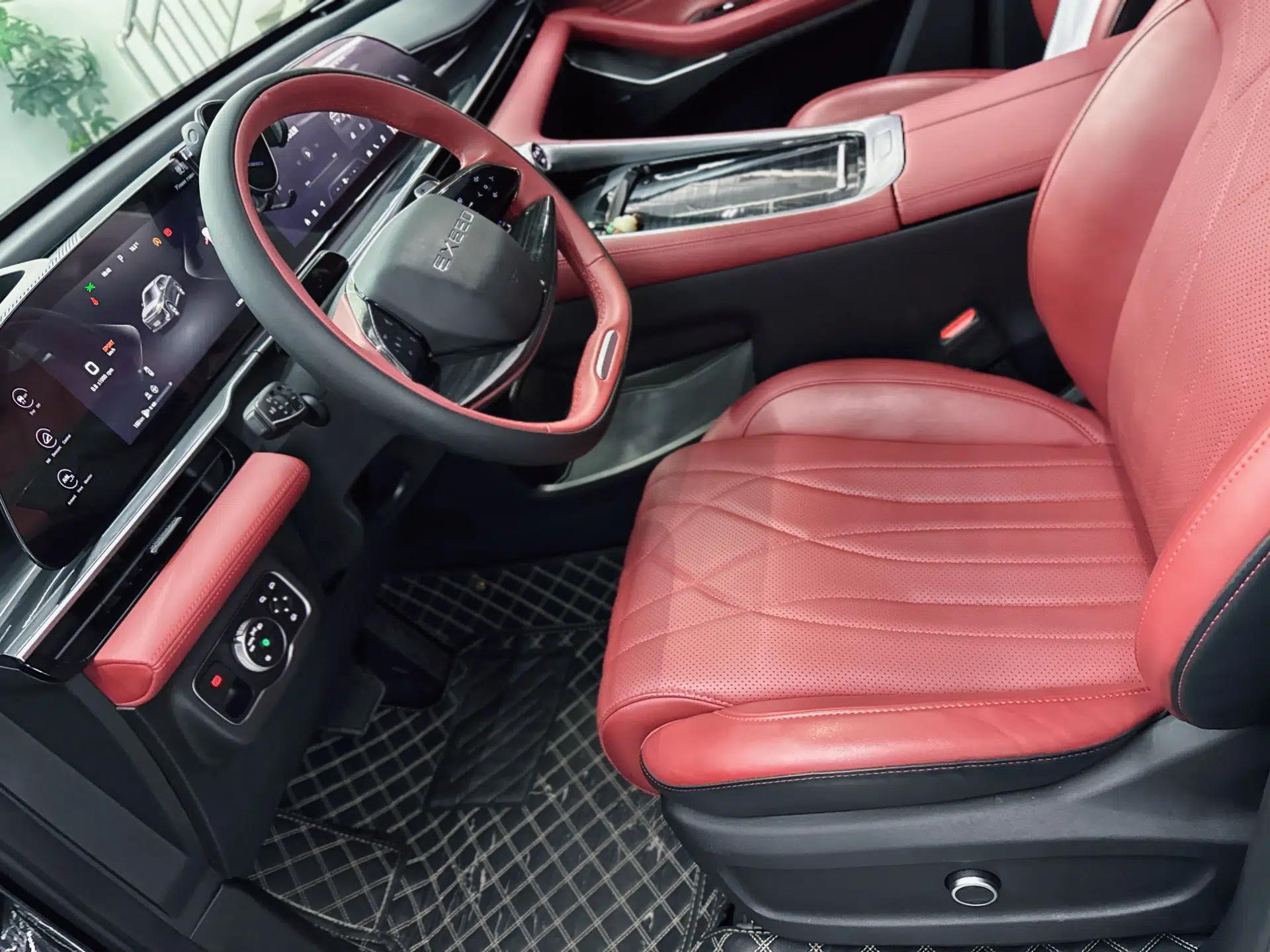 EXEED Stellar 2023 400T Two-Wheel Drive Comfort Flyfish Edition — миниатюра 16