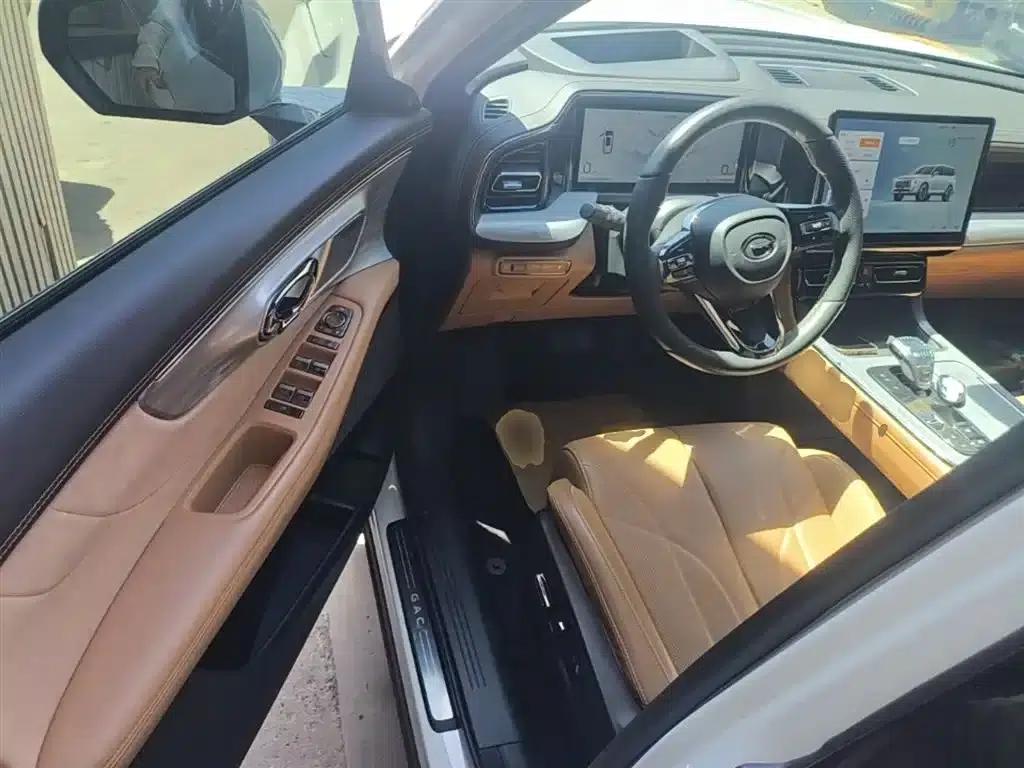 Trumpchi ES9 2024 PHEV 143km Traveler Max — миниатюра 16