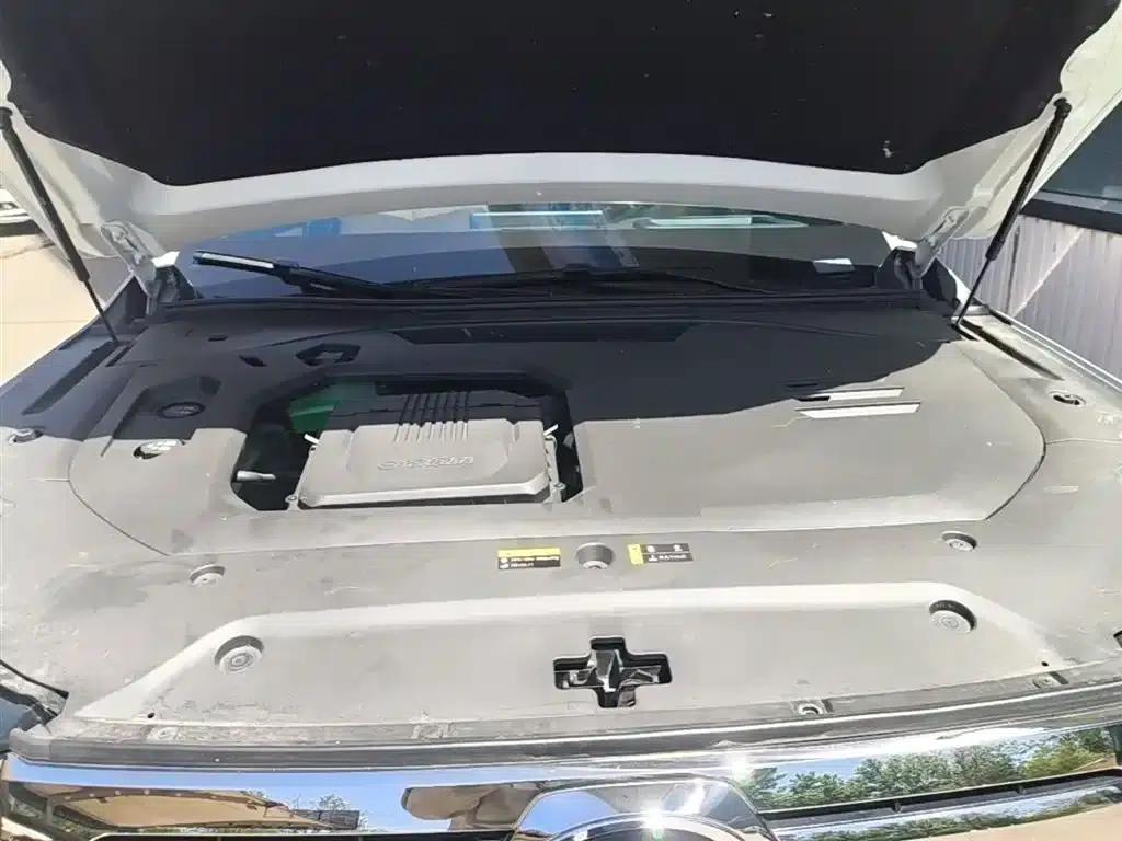 Trumpchi ES9 2024 PHEV 143km Traveler Max — миниатюра 20