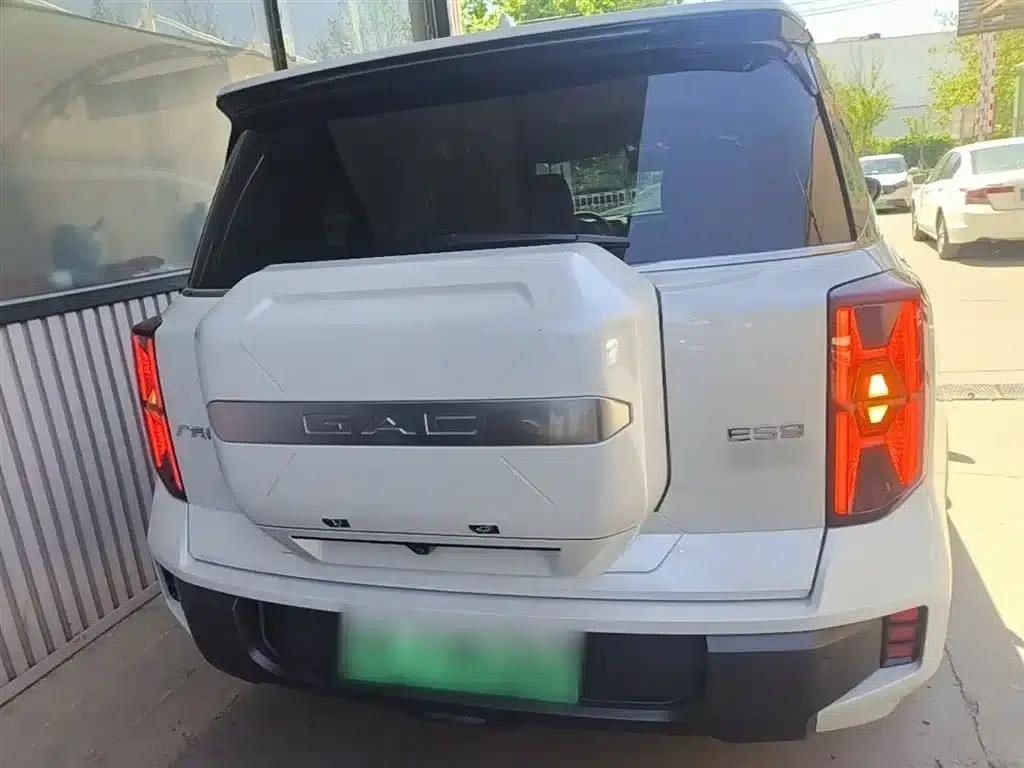Trumpchi ES9 2024 PHEV 143km Traveler Max — миниатюра 6