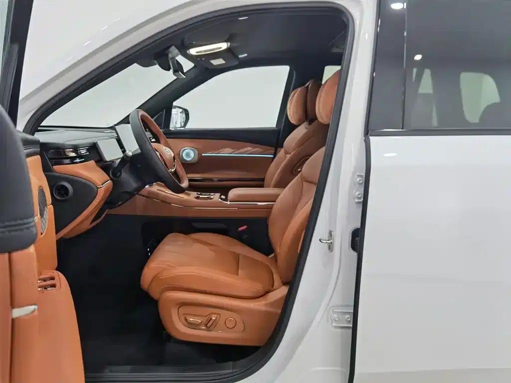 Trumpchi S7 2025 205km/h Max Edition — миниатюра 10