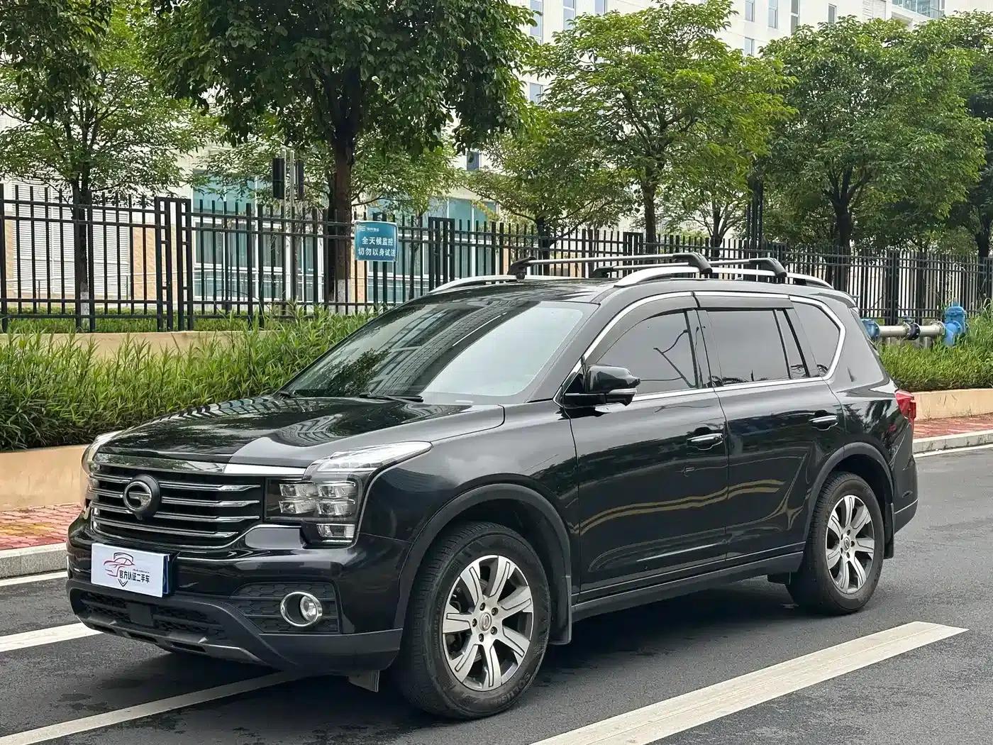 Trumpchi GS7 2017 320T 2WD Luxury Intelligent Connectivity Edition — миниатюра 1