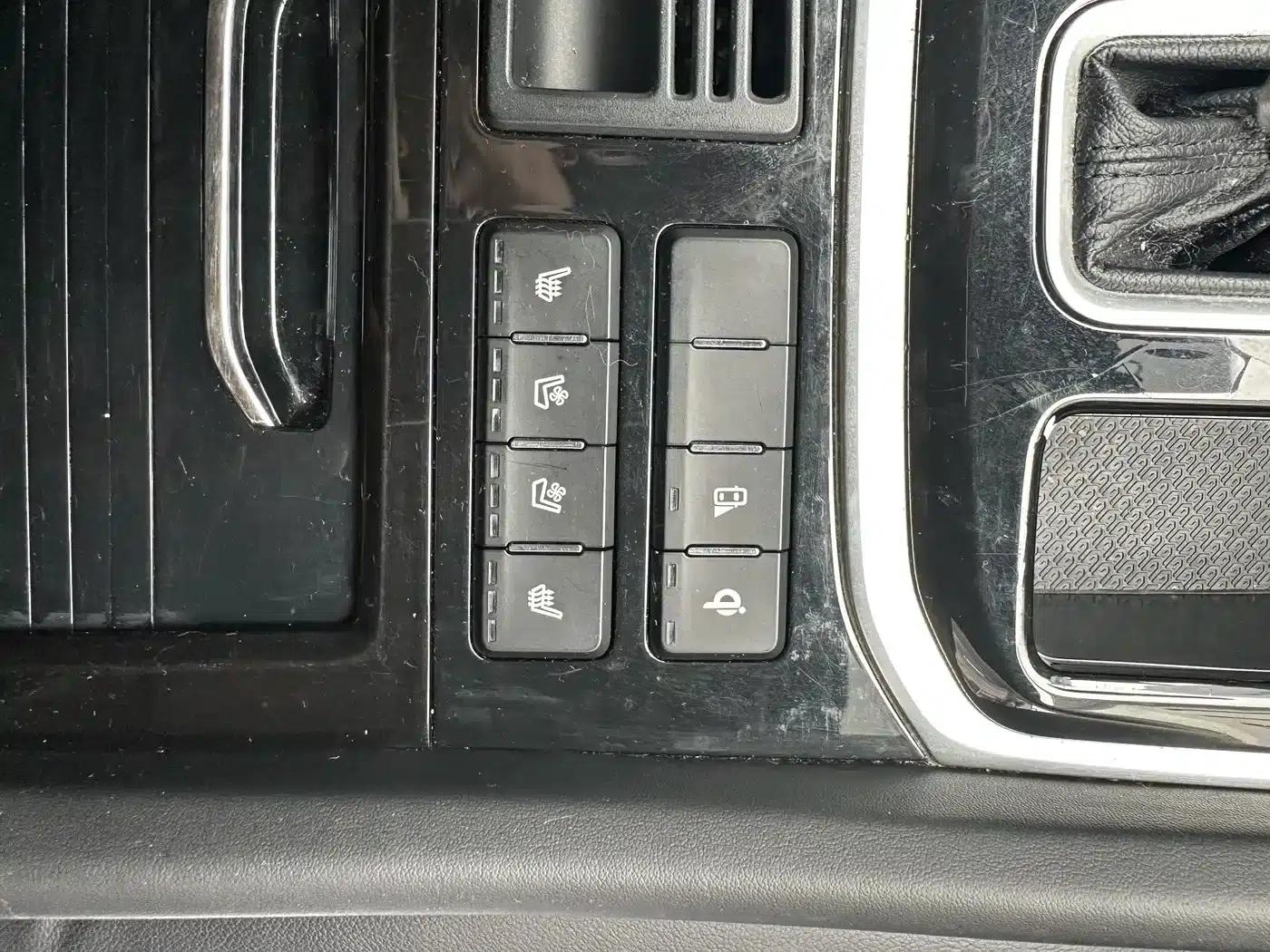 Trumpchi GS7 2017 320T 2WD Luxury Intelligent Connectivity Edition — миниатюра 12