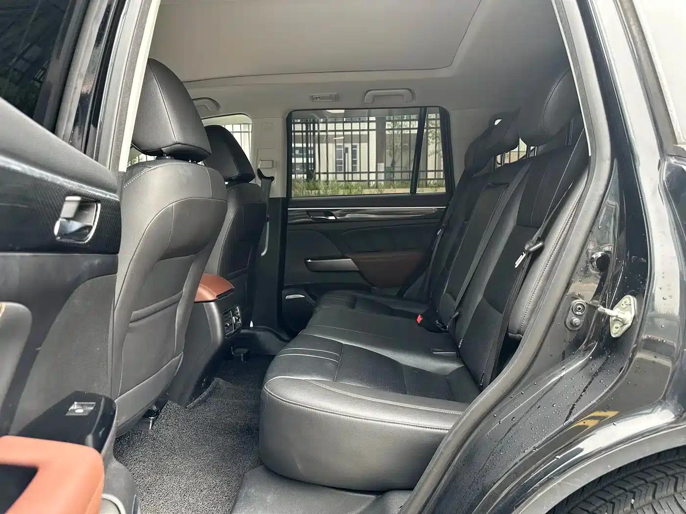 Trumpchi GS7 2017 320T 2WD Luxury Intelligent Connectivity Edition — миниатюра 16