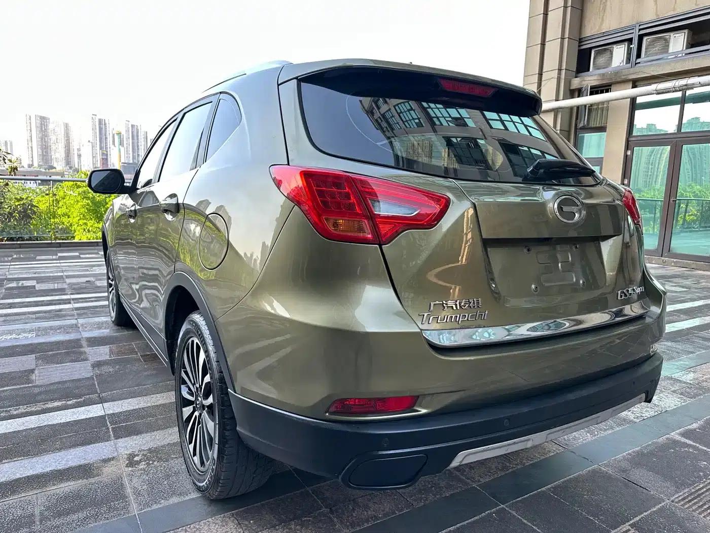 Trumpchi GS5 Super 2015 2.0L Automatic 2WD Luxury Navigation Edition — миниатюра 4