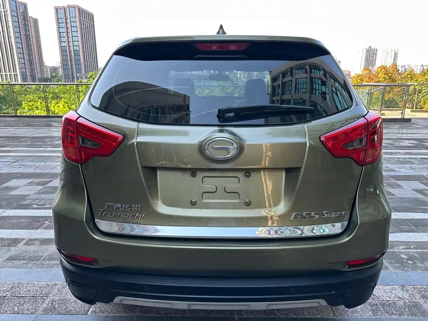 Trumpchi GS5 Super 2015 2.0L Automatic 2WD Luxury Navigation Edition — миниатюра 5