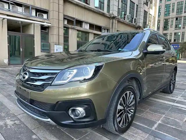 Trumpchi GS5 Super 2015 2.0L Automatic 2WD Luxury Navigation Edition