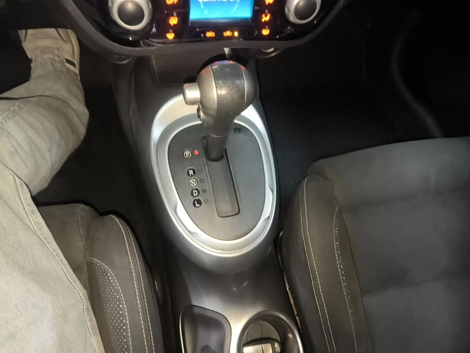 Infiniti ESQ 2014 1.6L Spontaneous Edition — миниатюра 16