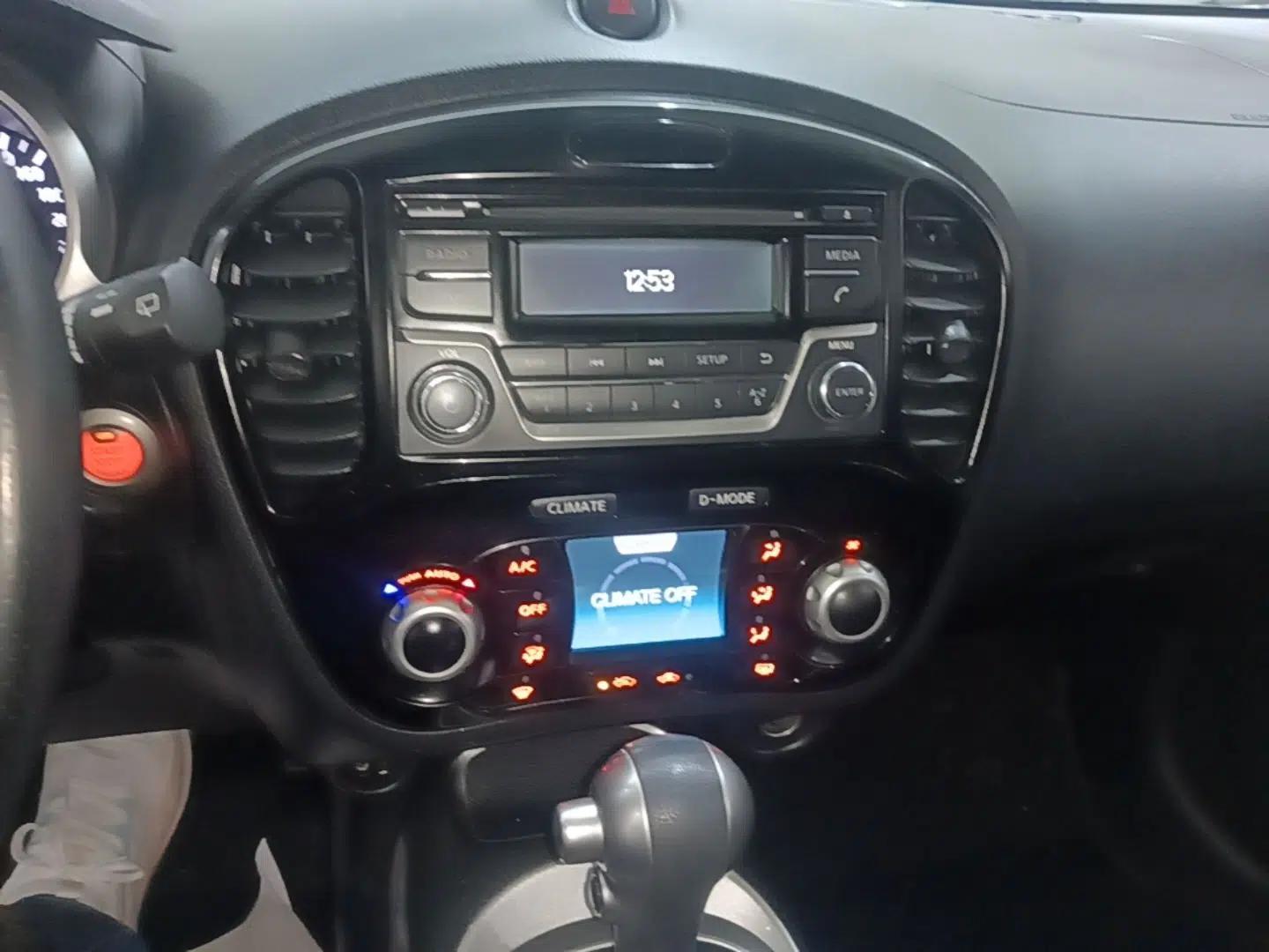 Infiniti ESQ 2014 1.6L Spontaneous Edition — миниатюра 16