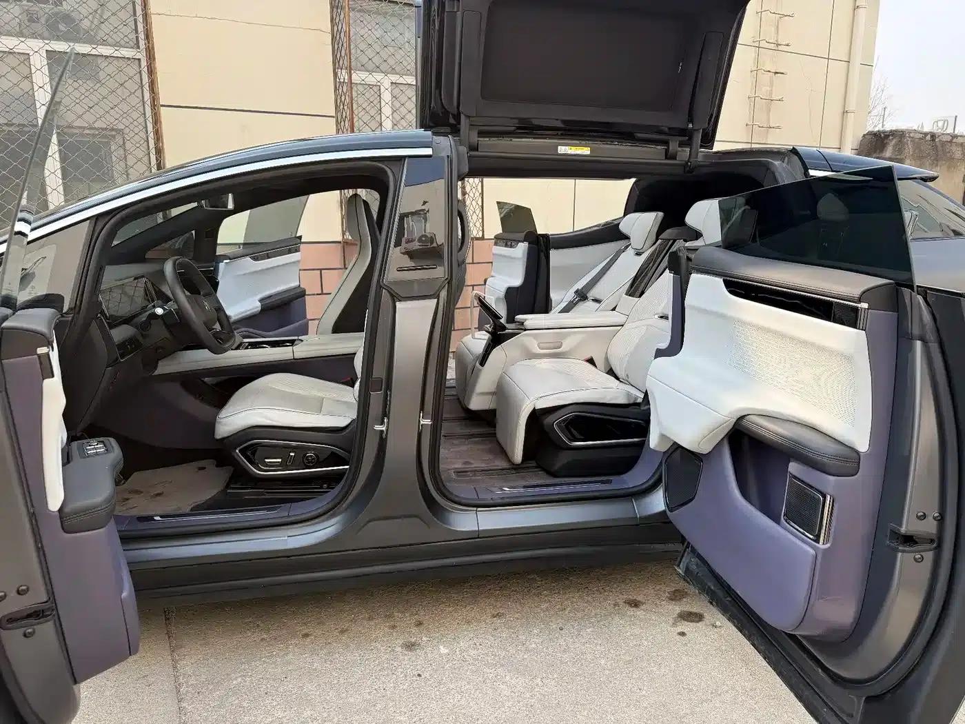 HiPhi X 2021 Flagship Edition 4-seater — миниатюра 5