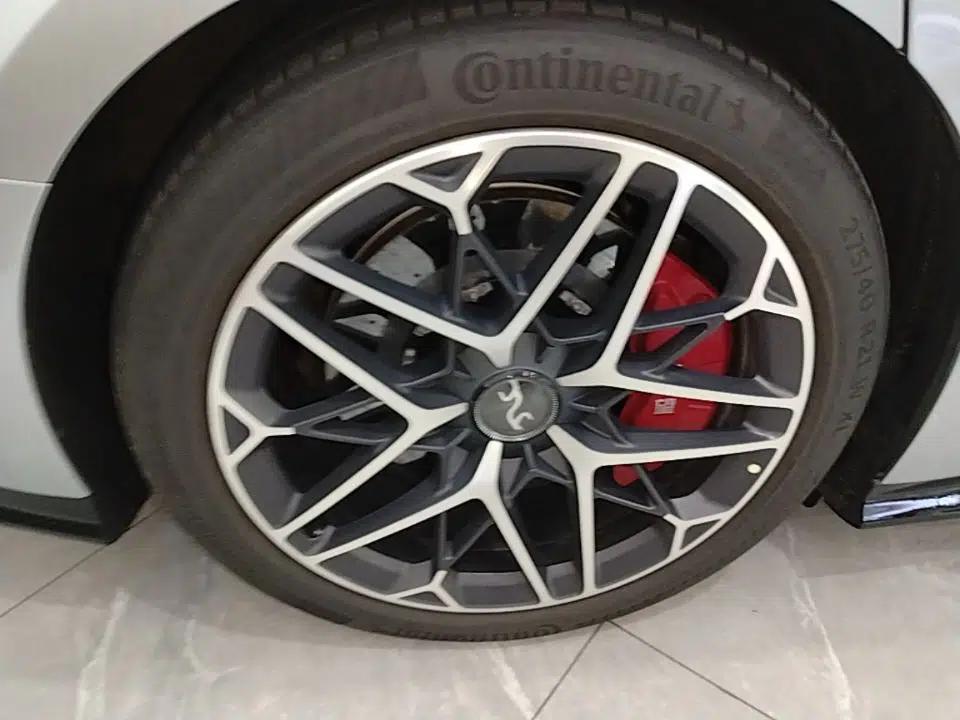 Yangwang U7 2025 PHEV Four-Seat Flagship Edition — миниатюра 10