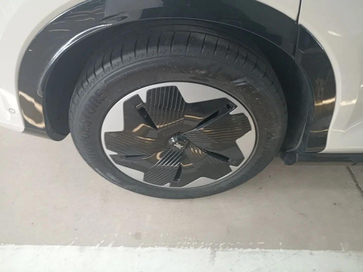IM LS7 2023 77 kWh Urban Fit Rear-Wheel Drive — миниатюра 10