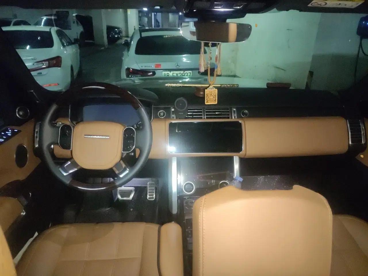 Land Rover Range Vogue 2017 3.0T Gasoline HSE U.S. Specification — миниатюра 10