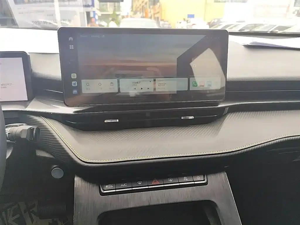 Haval H6S 2022 2.0T 2WD Joyful Edition — миниатюра 13