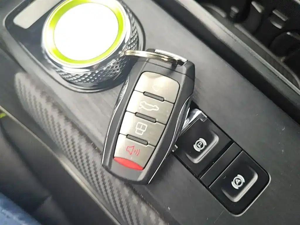 Haval H6S 2022 2.0T 2WD Joyful Edition — миниатюра 9