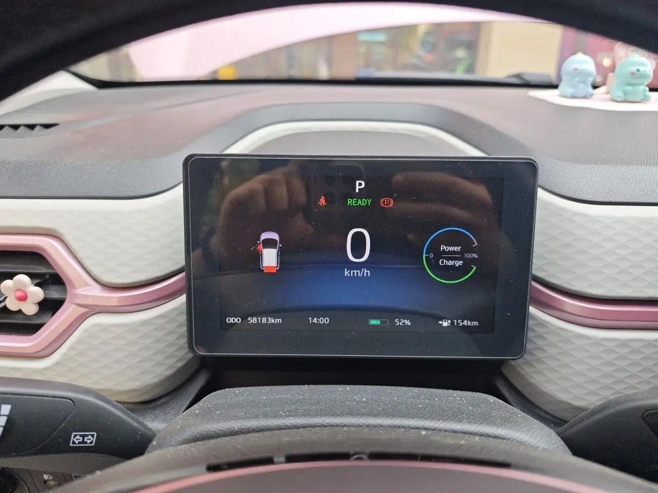 SOL E10X 2021 302 km Range Fashion Edition 31.4 kWh — миниатюра 12