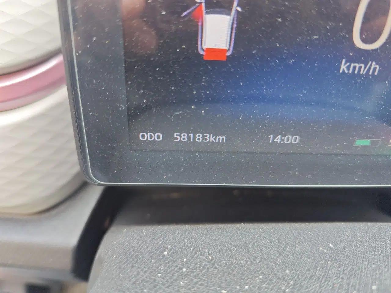 SOL E10X 2021 302 km Range Fashion Edition 31.4 kWh — миниатюра 13