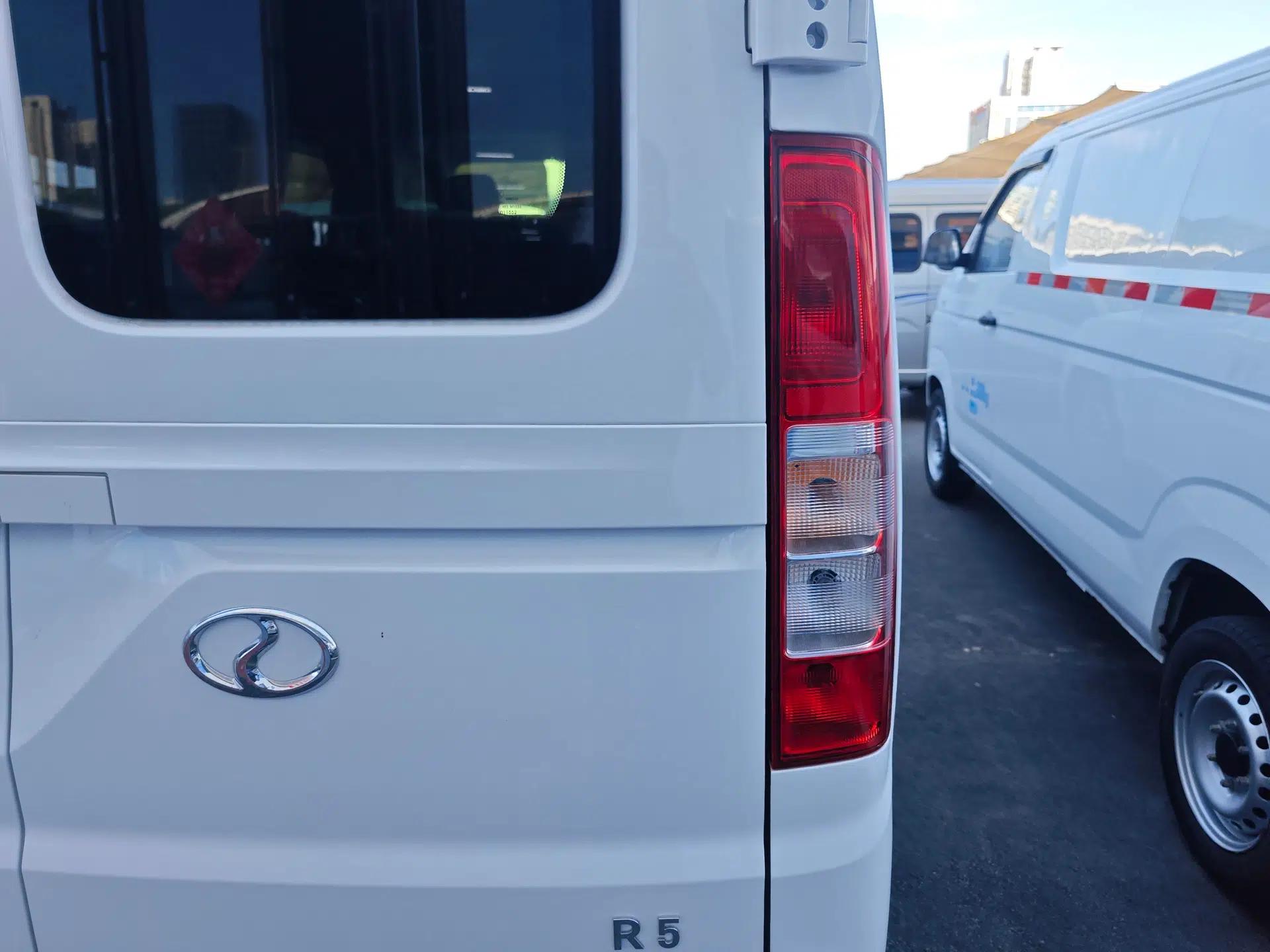 Ruichi R5 2025 Model Passenger Vehicle Smart Driving Ultra-Charging Edition, Pioneer Type I — миниатюра 7