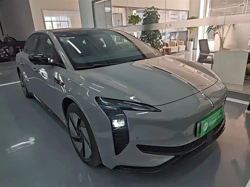Hongqi EH7 2025 640 AWD Smart Selection Edition — миниатюра 4