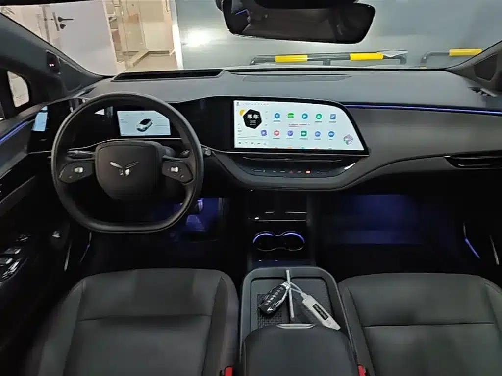Hongqi EH7 2025 640 AWD Smart Selection Edition — миниатюра 10