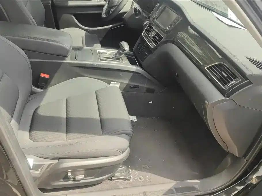 Hongqi H7 2019 1.8T Comfort Edition — миниатюра 8