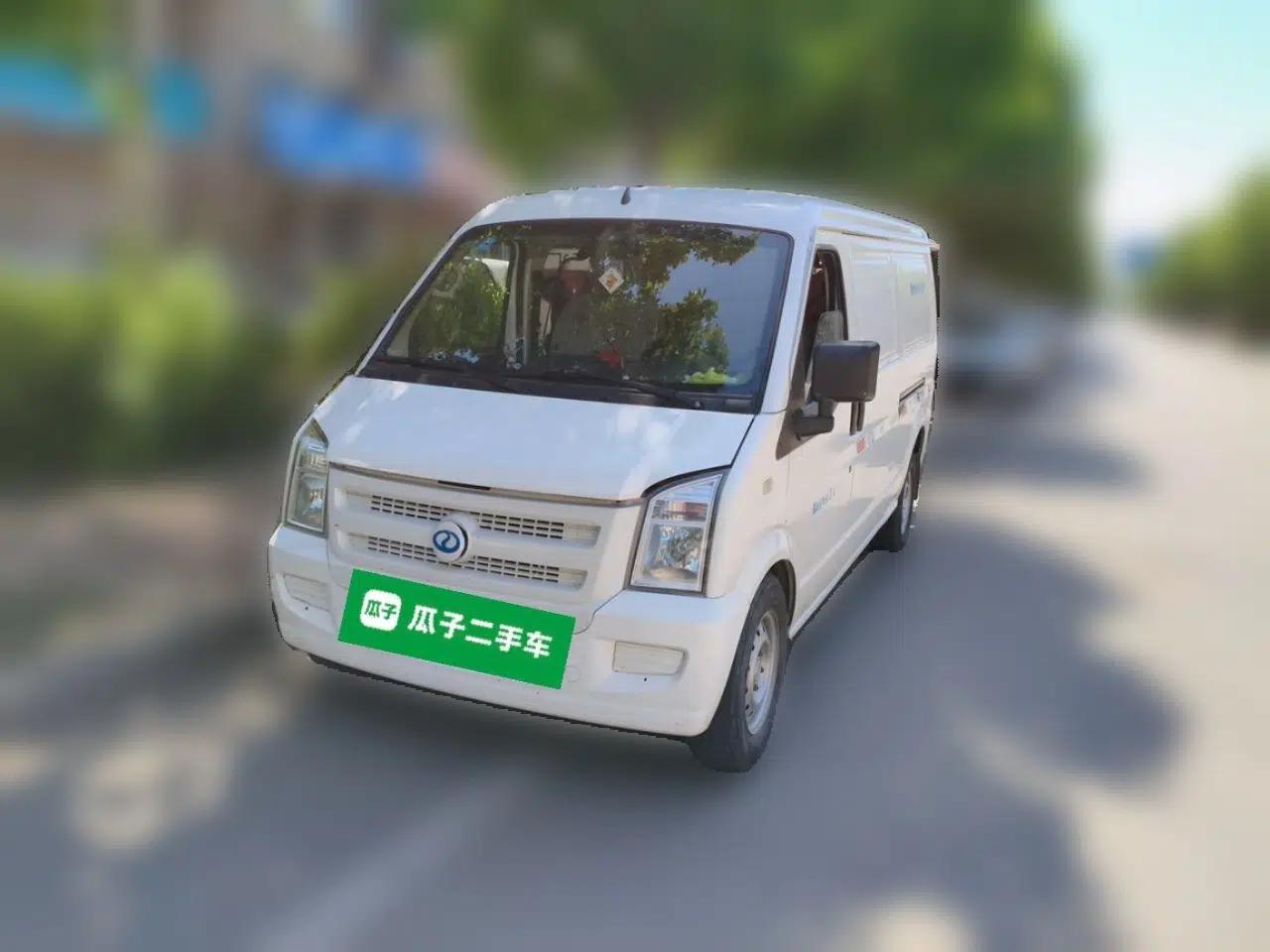 Ruichi EC35 2021 EC35 II Long-Range Version 41.932 kWh — миниатюра 1