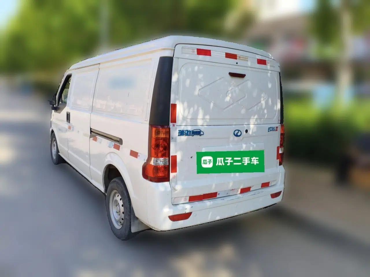 Ruichi EC35 2021 EC35 II Long-Range Version 41.932 kWh — миниатюра 4